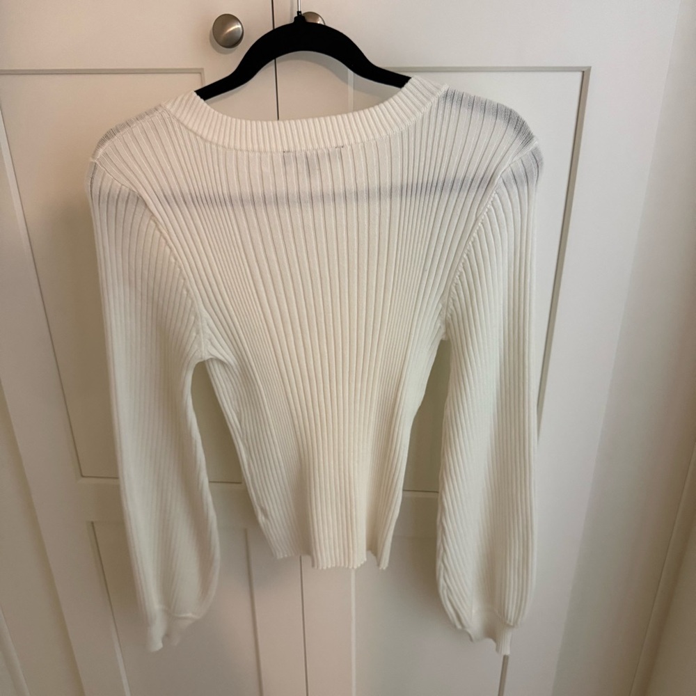 NWOT Lulus Subtle Sensation White Ribbed V-neck Sweater Top - Size M - Picture 5 of 8